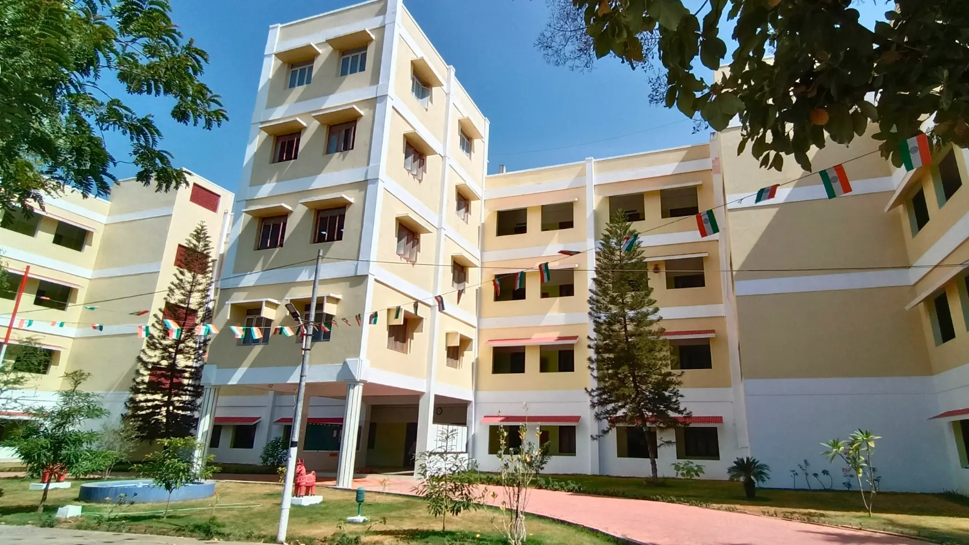 Gita School Campus